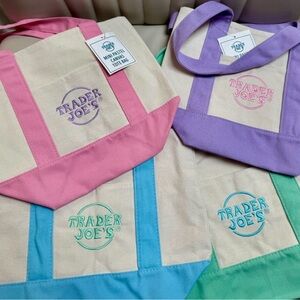 Trader Joe's Spring Tote Bag lot of all 4 colors. New with tags!